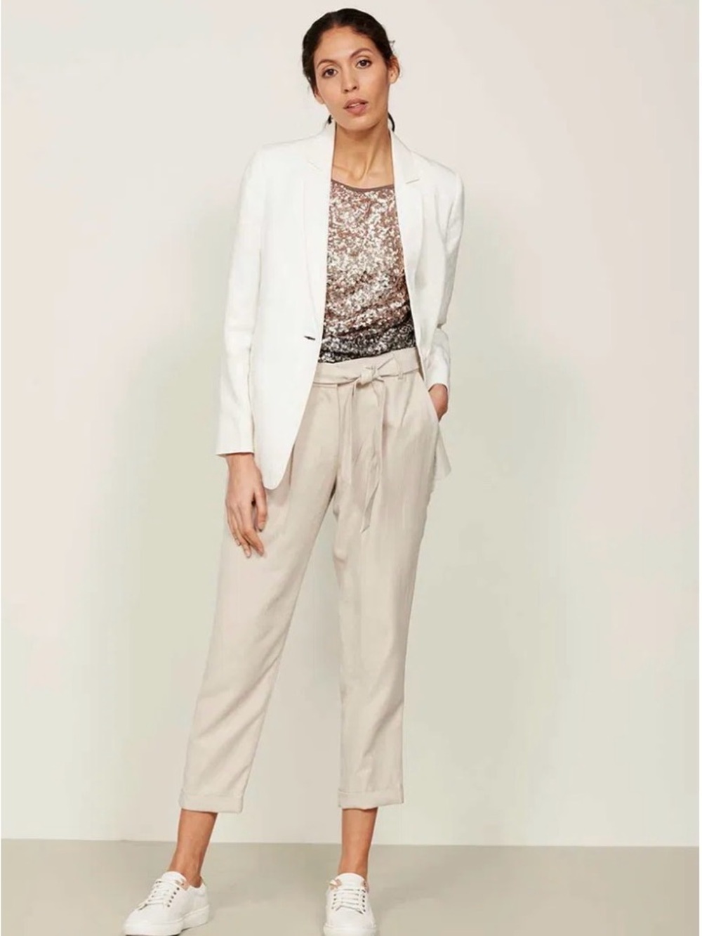 Mint Velvet Oyster Belted Tapered Trousers | Size 10 | Excellent Condition